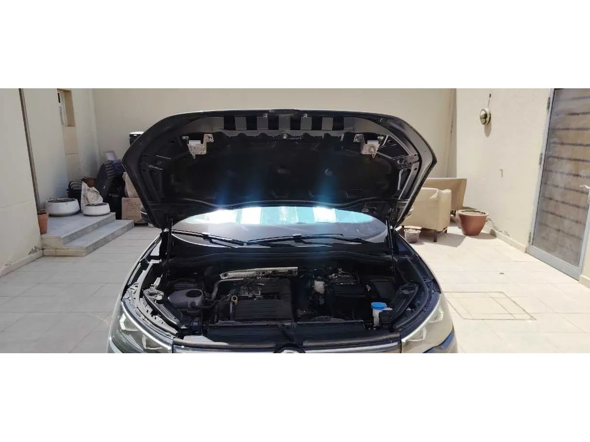 Car image 38