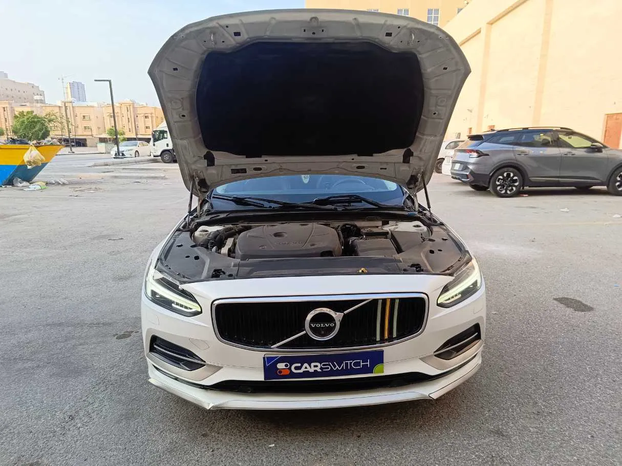 Car image 37