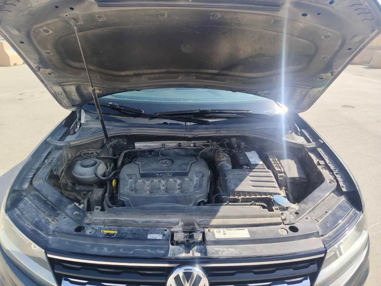 Car image 35