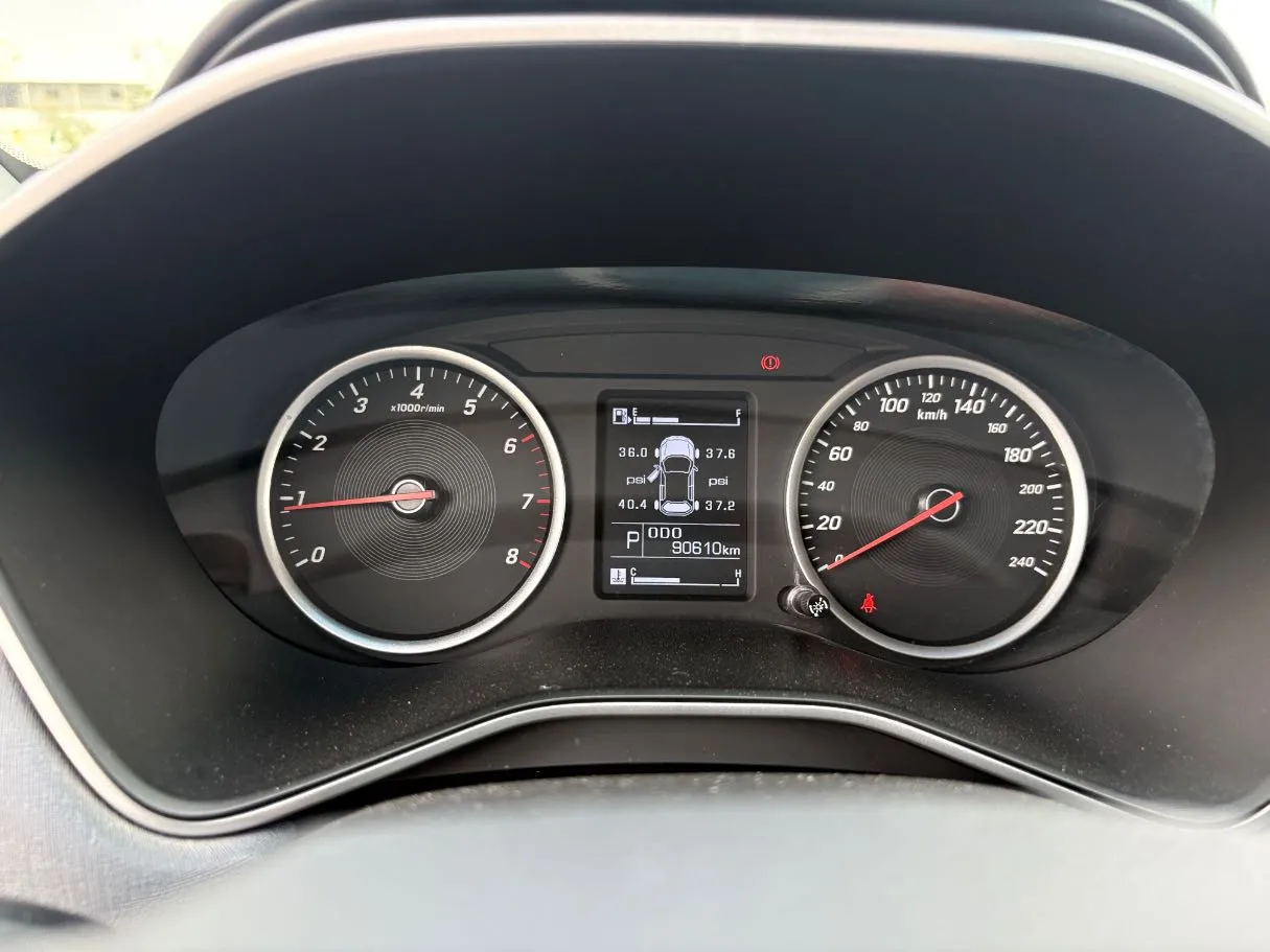 Car image 22