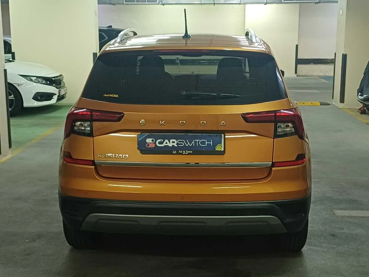 Car image 6