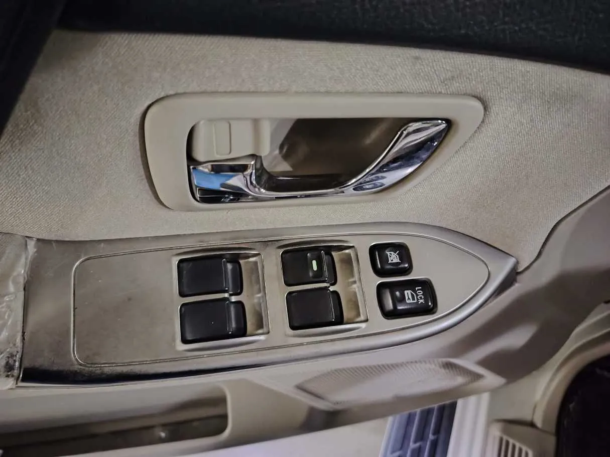 Car image 42