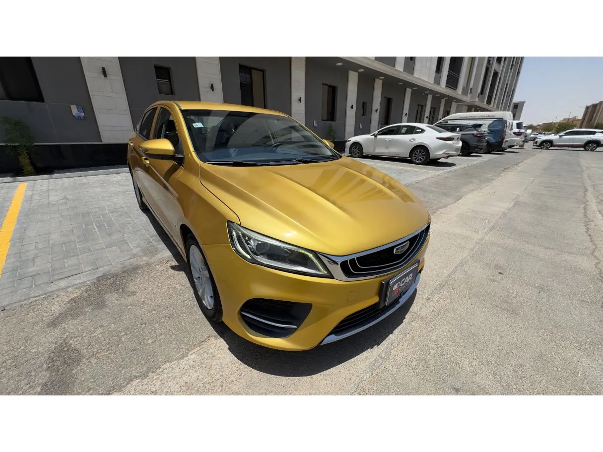 Car image 3