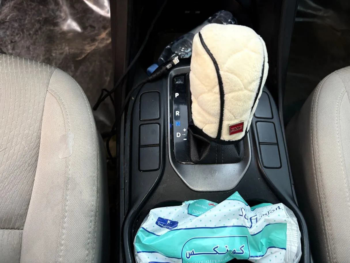 Car image 18