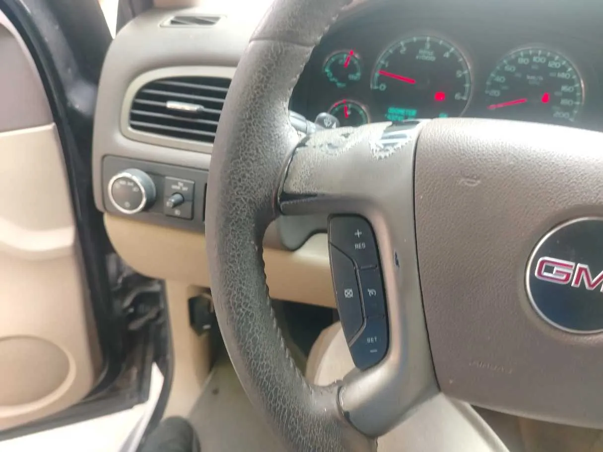 Car image 42