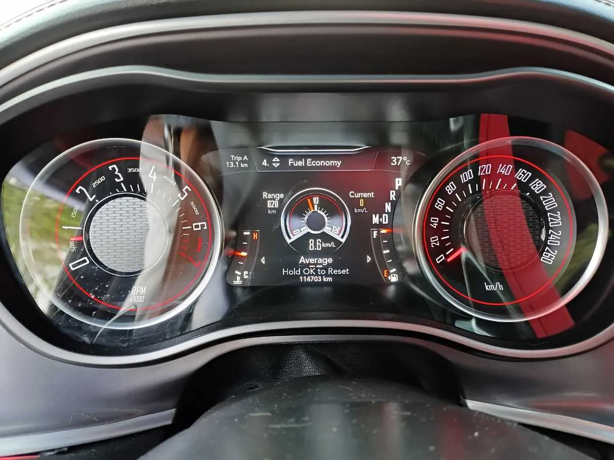 Car image 23