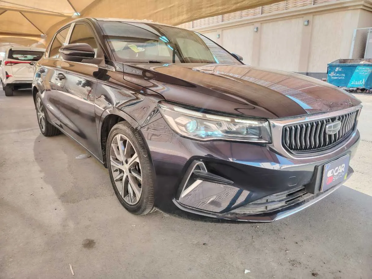 Car image 3