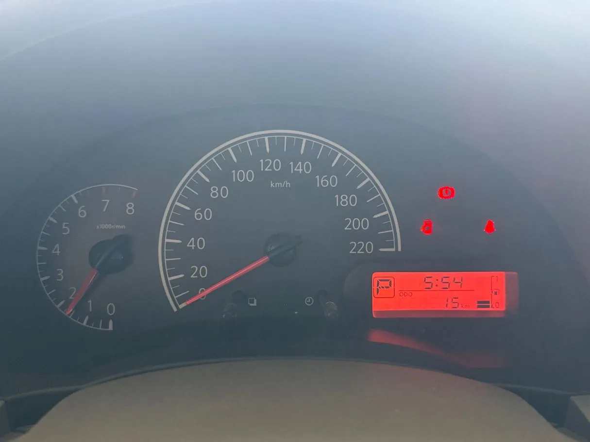 Car image 15