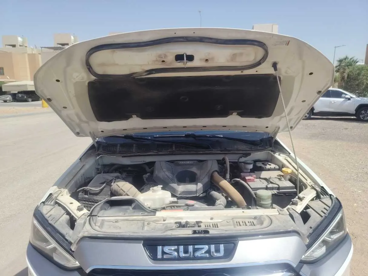 Car image 29