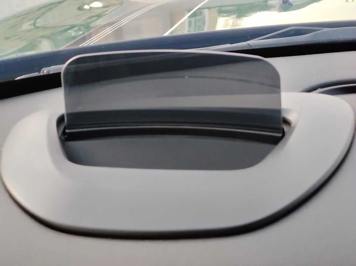 Car image 26