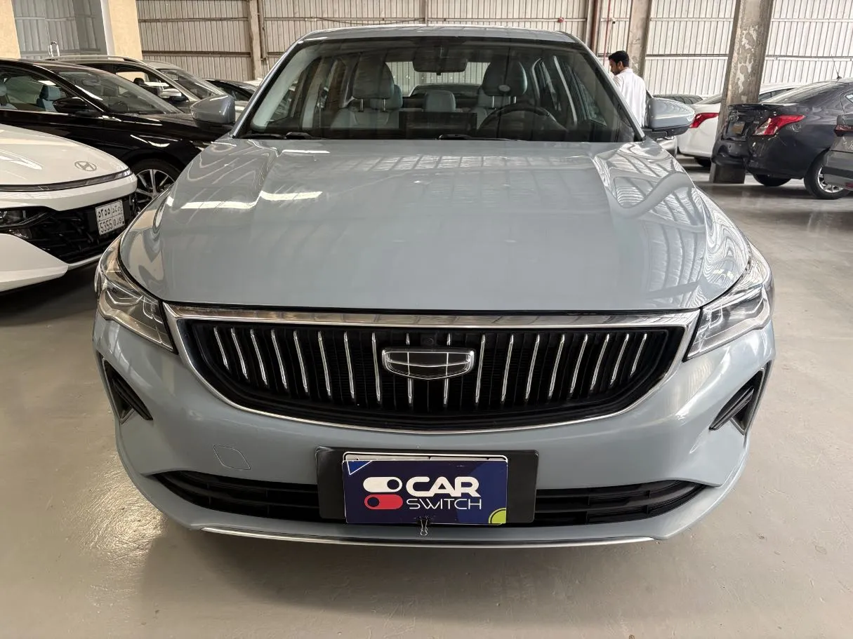 Car image 2