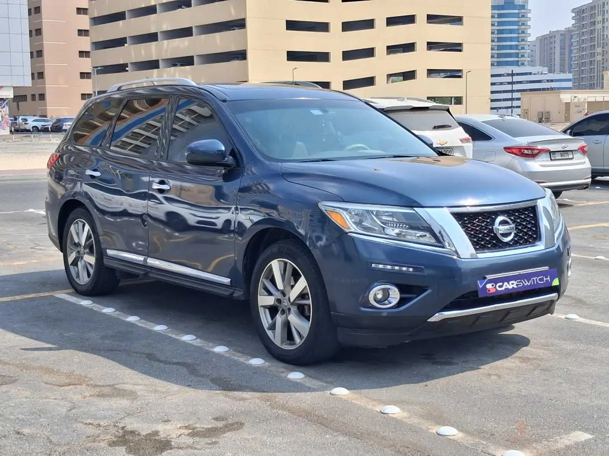 Car image 4