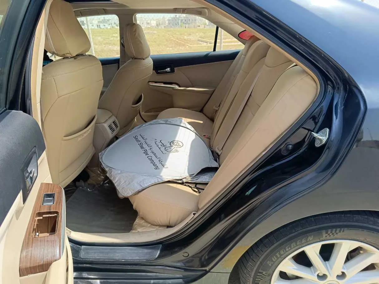 Car image 18