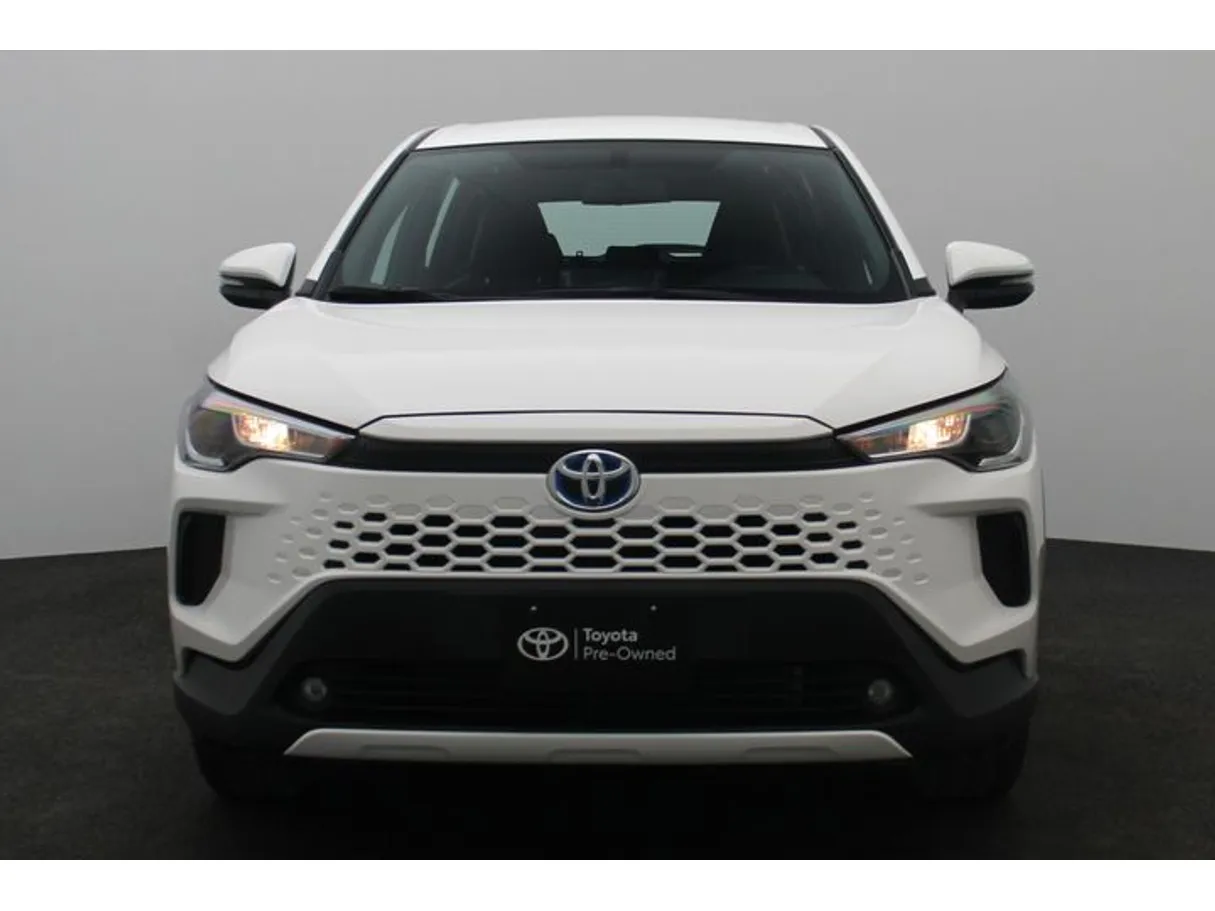 Car image 11