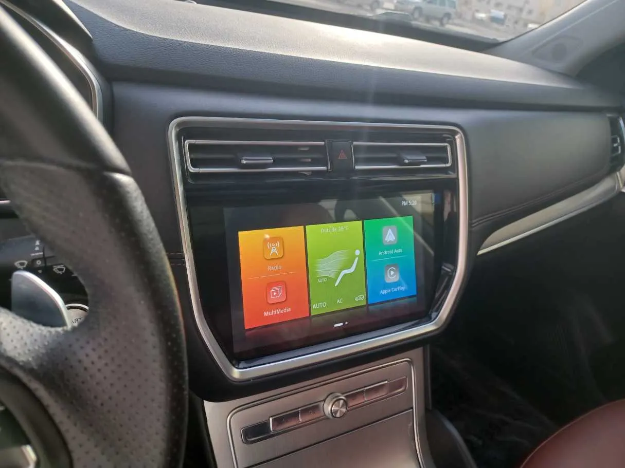 Car image 18