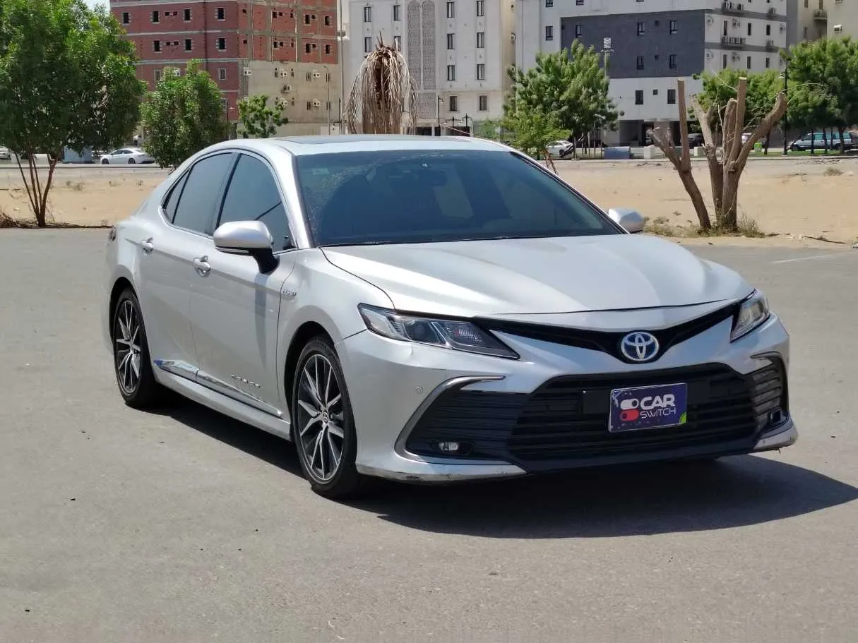 Car image 3