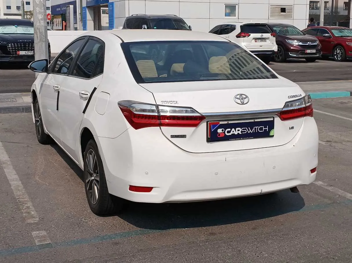 Car image 7