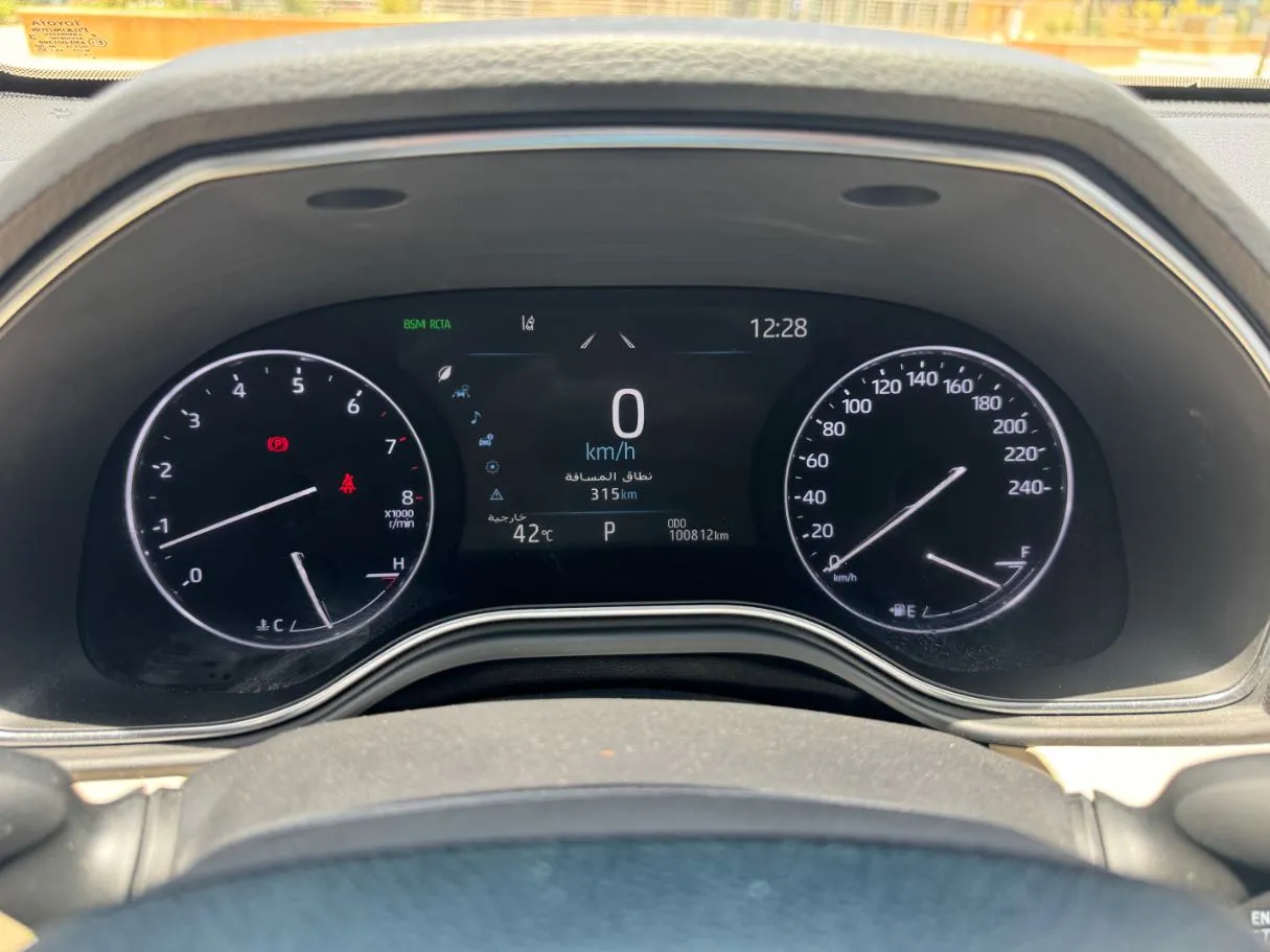 Car image 18