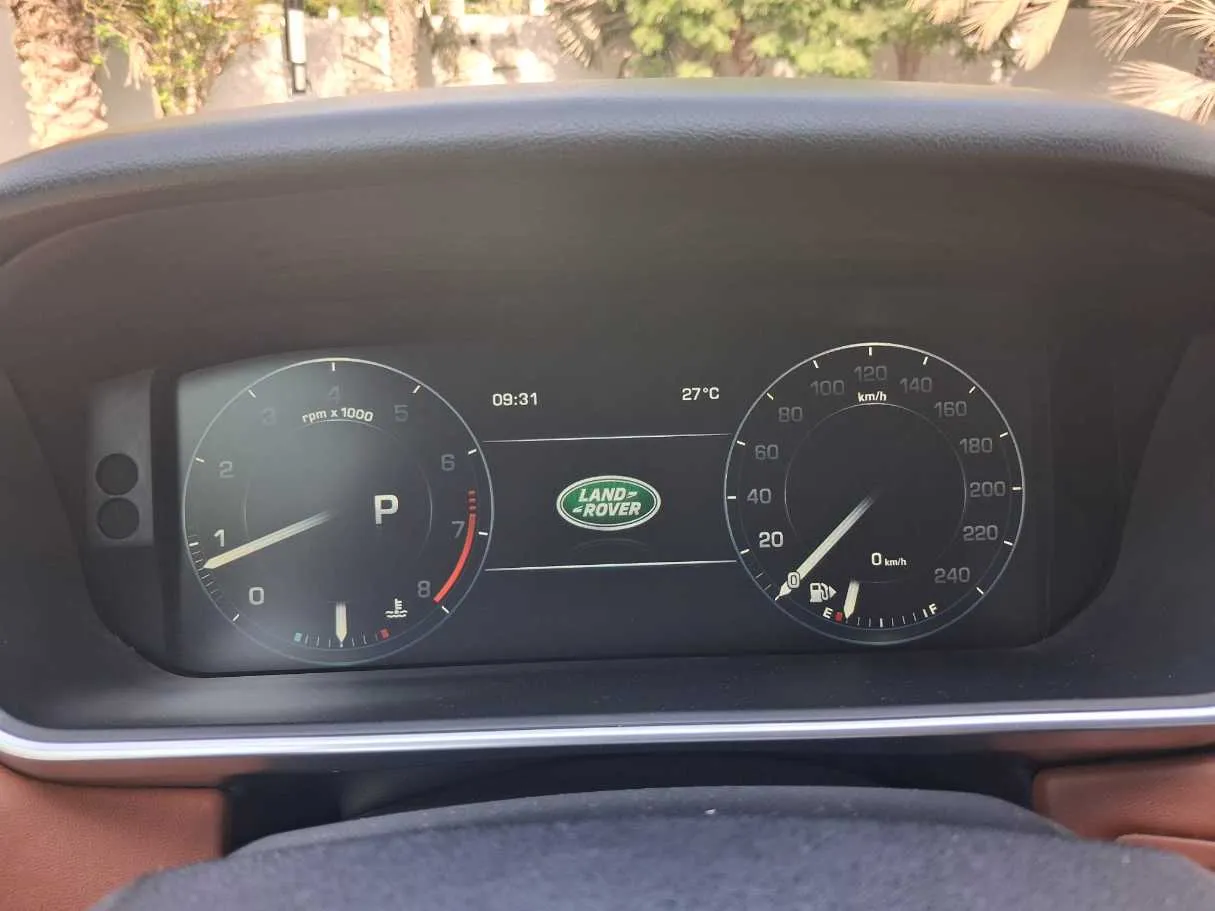 Car image 20