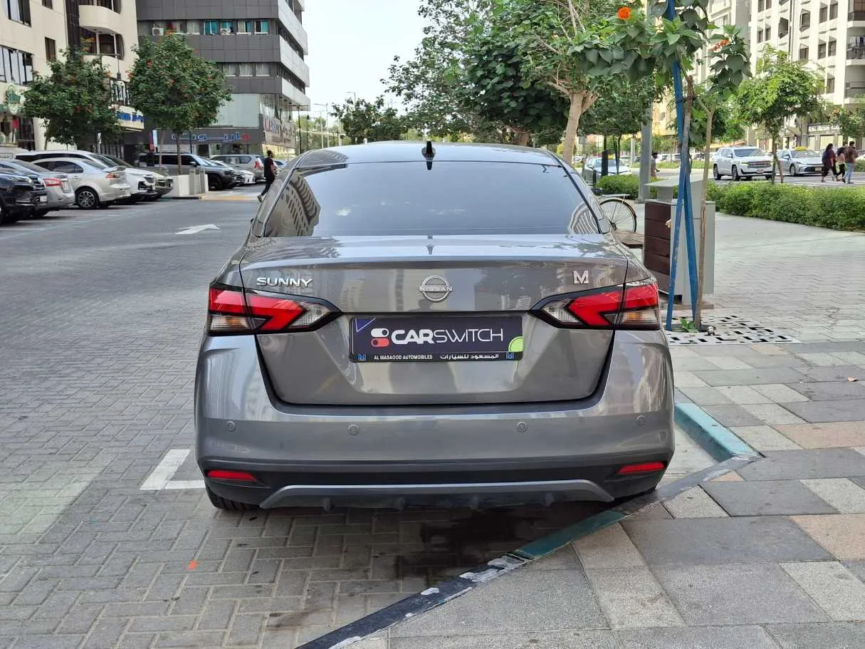 Car image 6