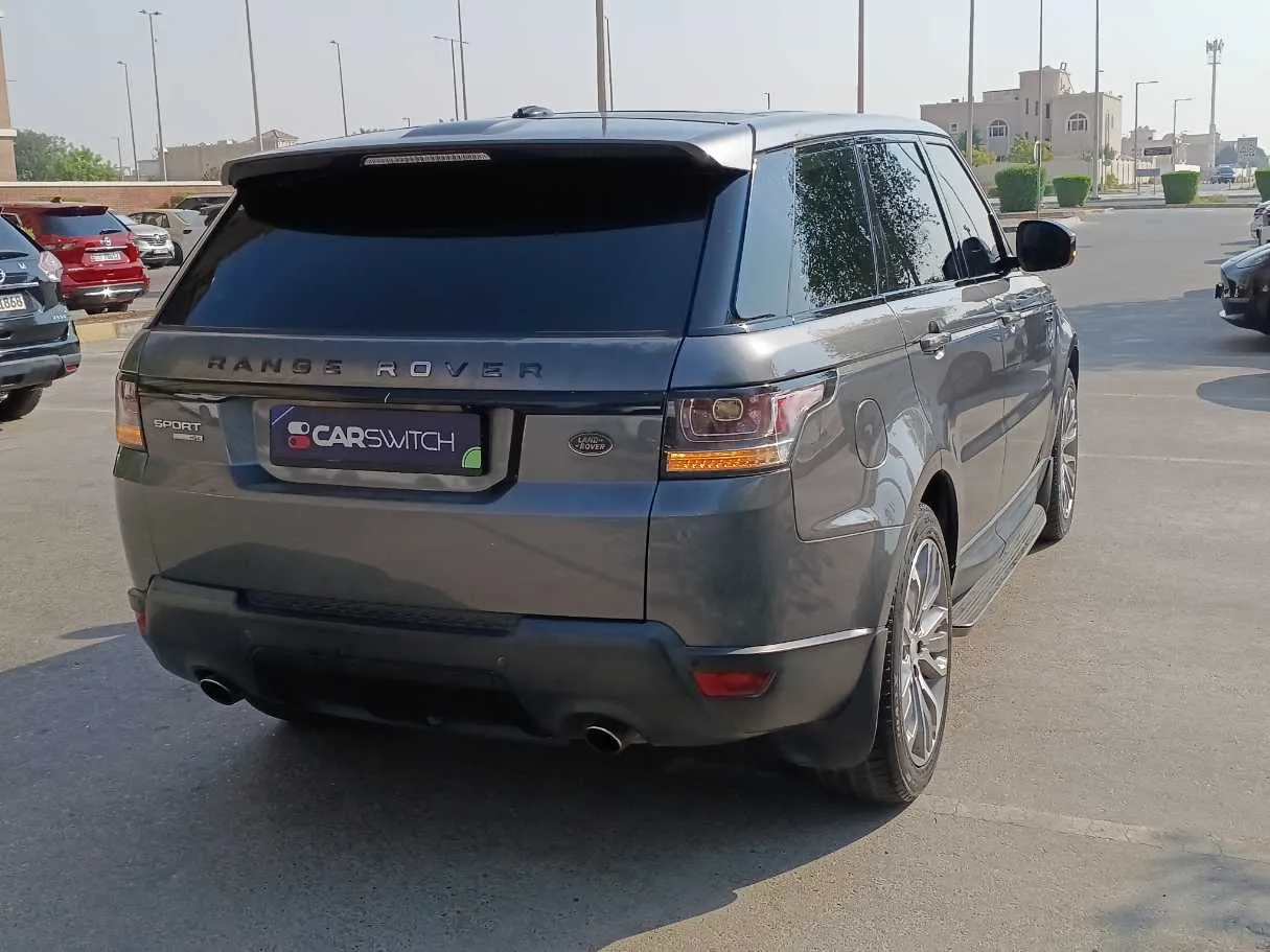 Car image 5