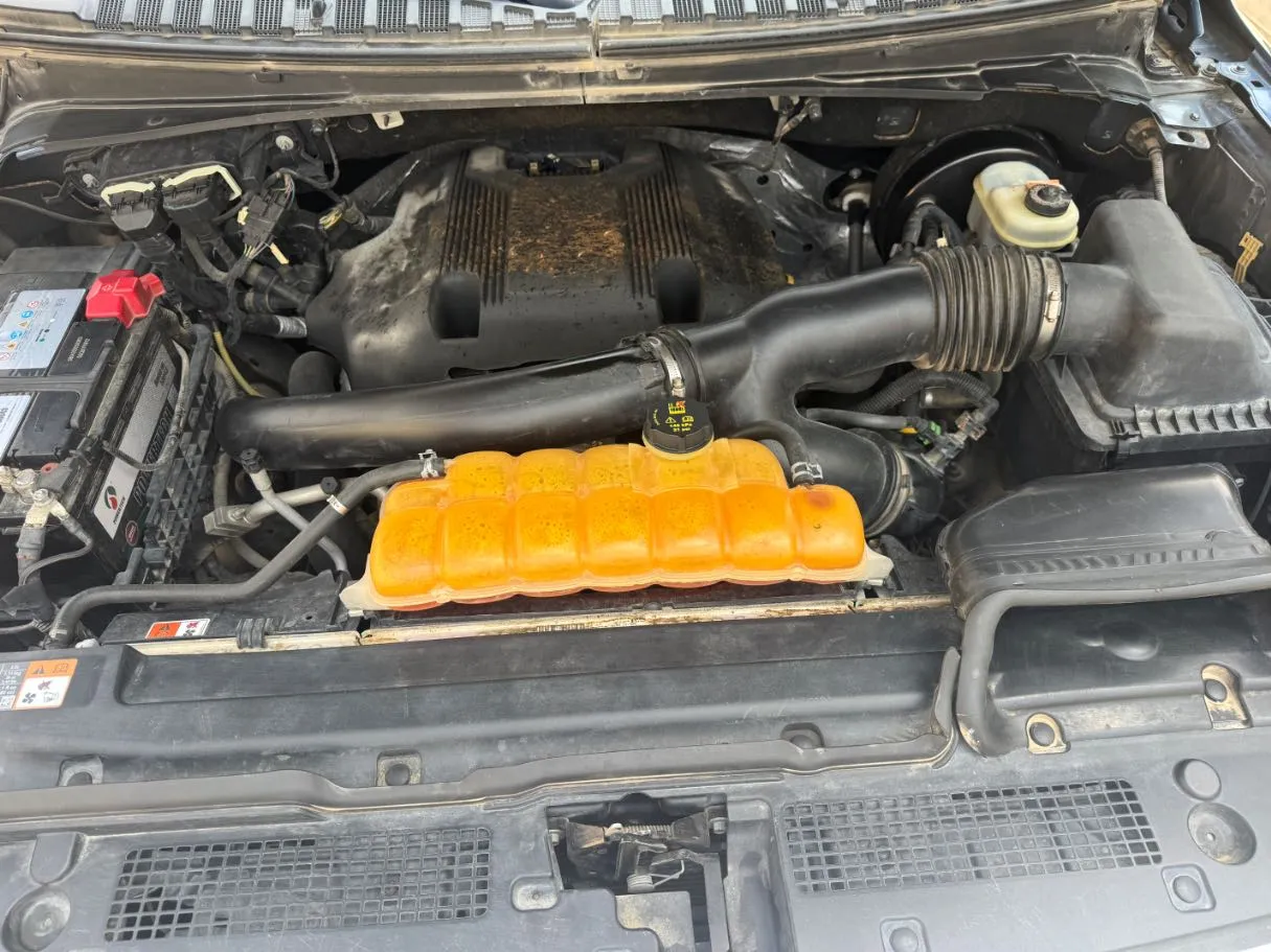 Car image 23