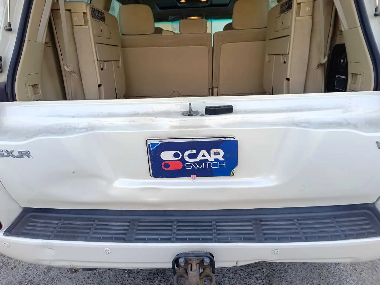 Car image 29