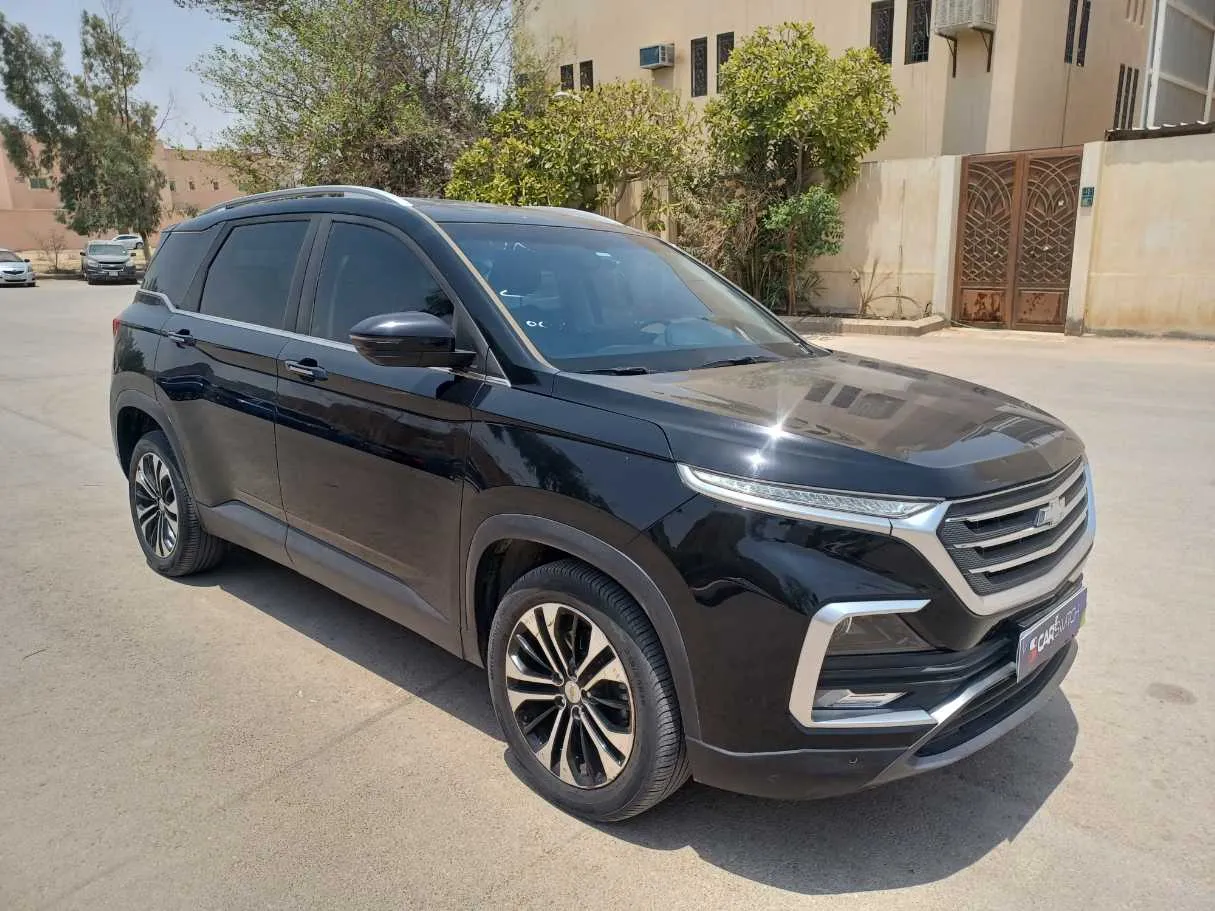 Car image 3