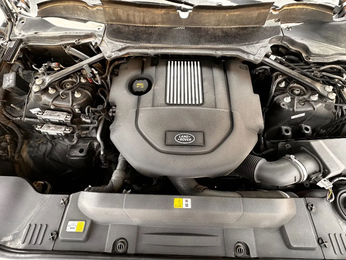 Car image 29
