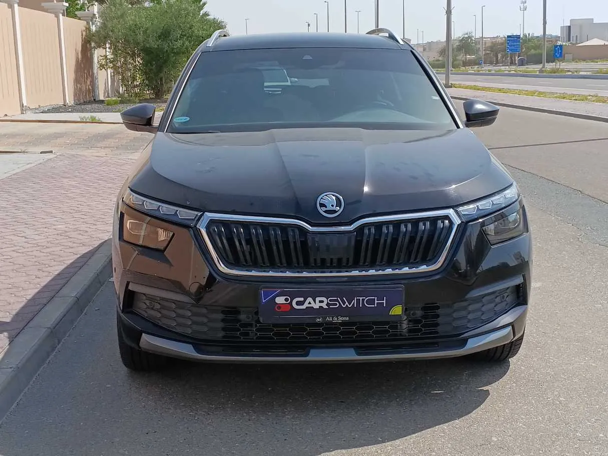 Car image 2
