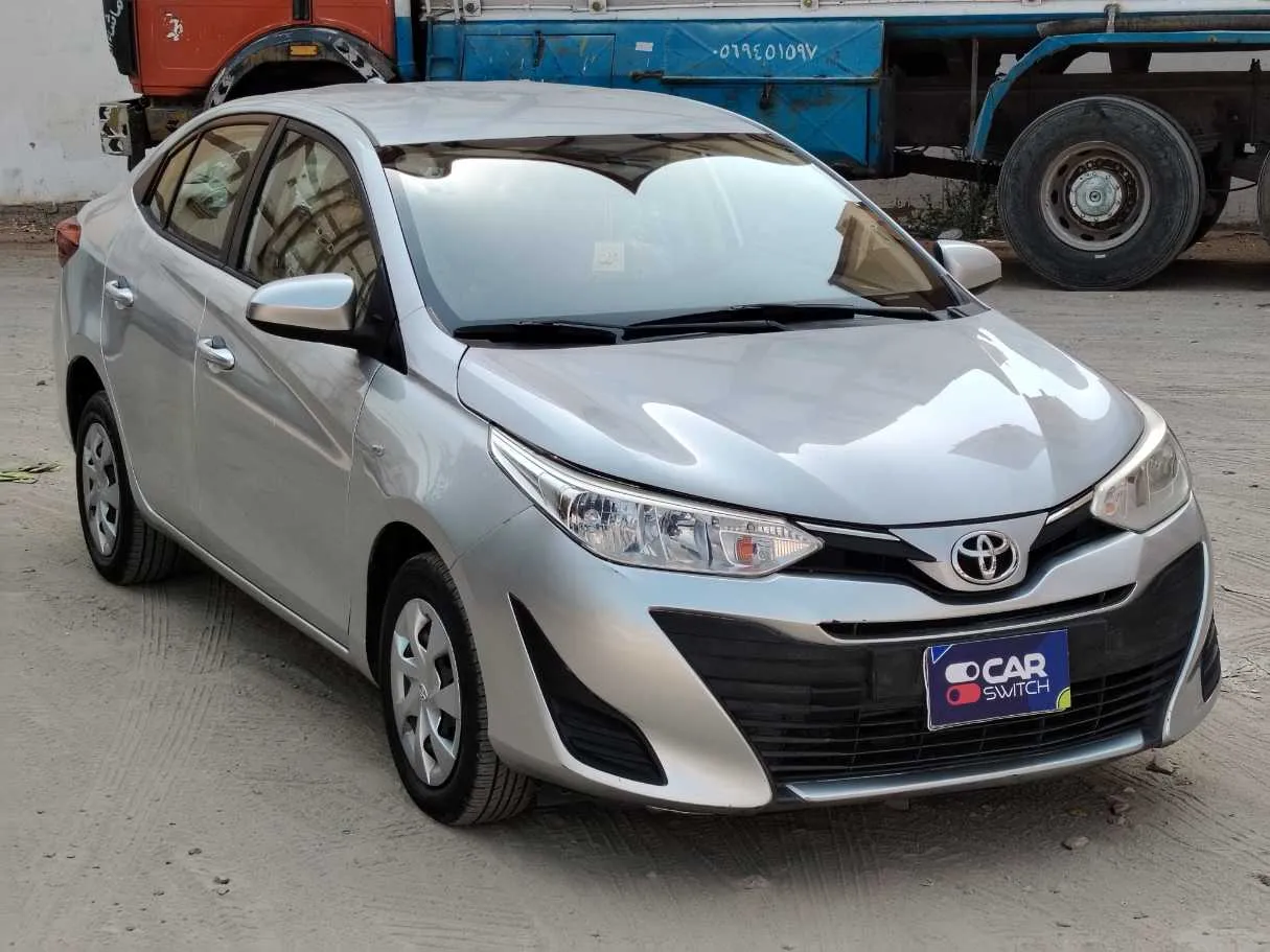 Car image 3