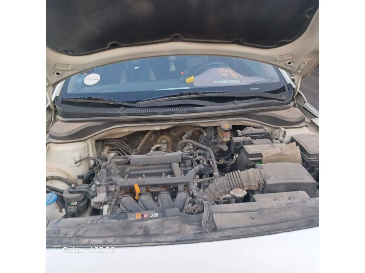 Car image 29