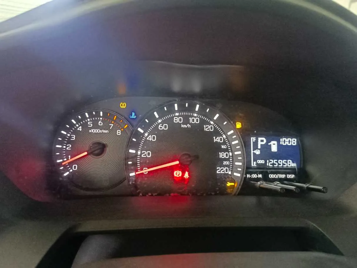 Car image 15
