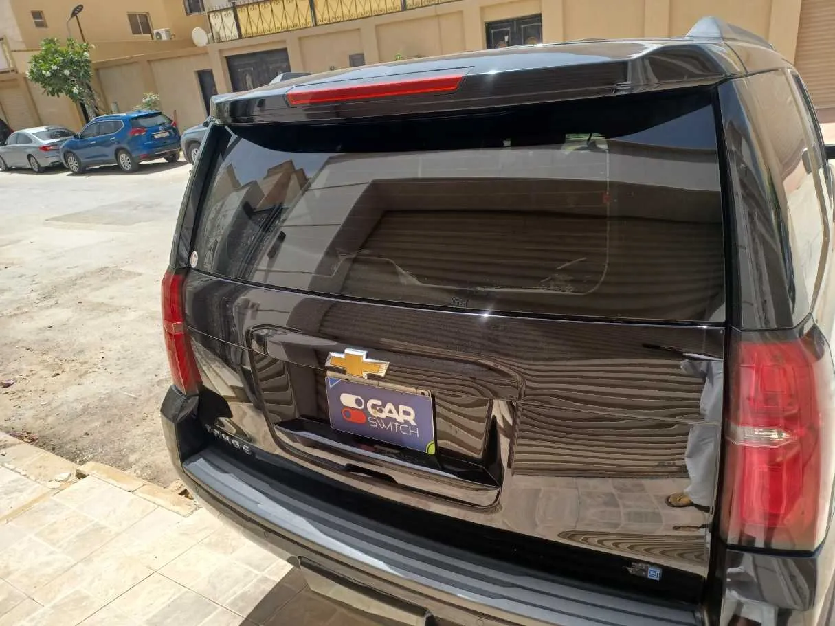 Car image 6