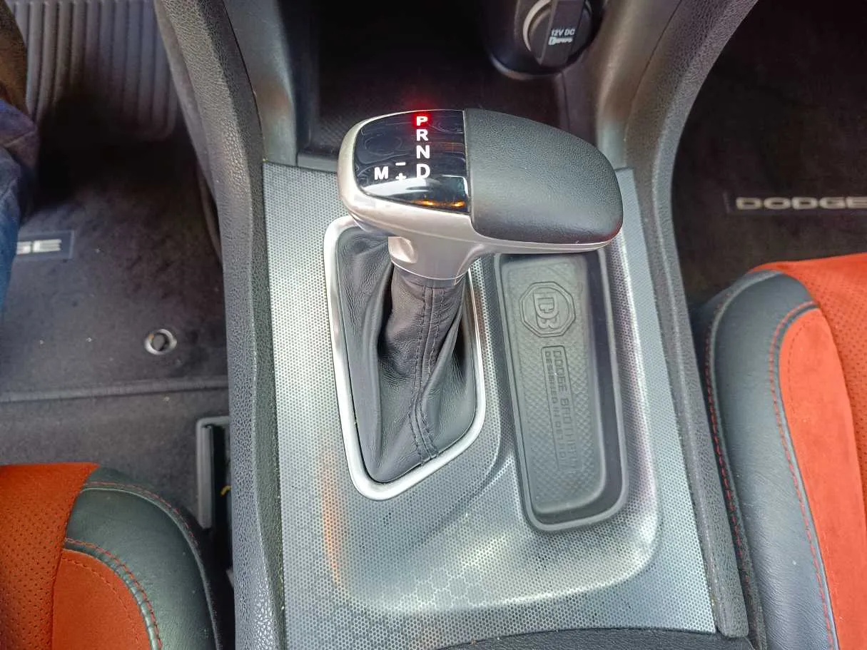 Car image 22