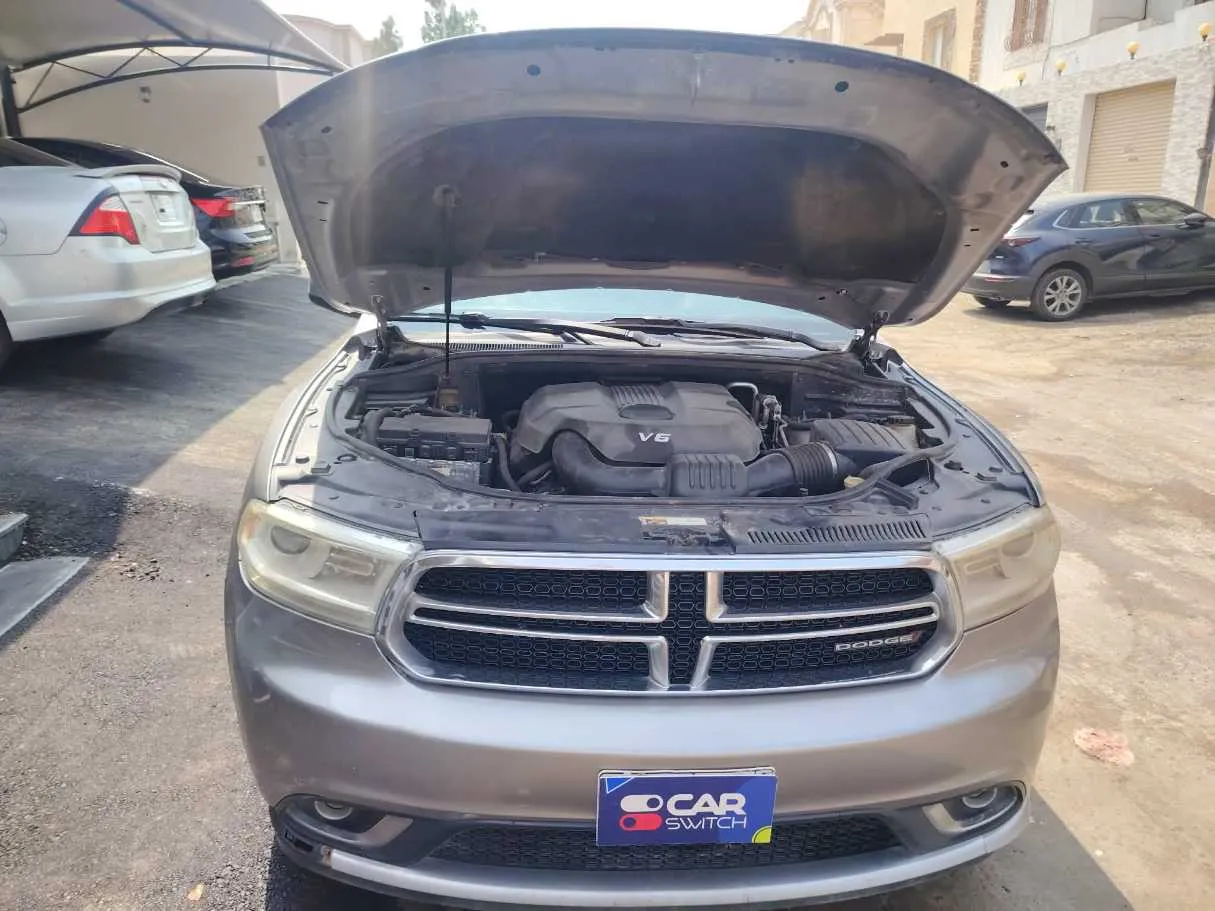 Car image 47
