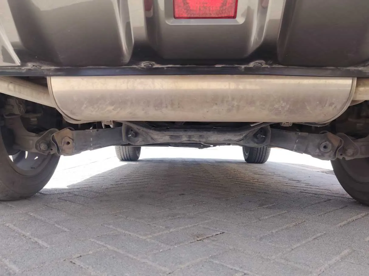 Car image 37