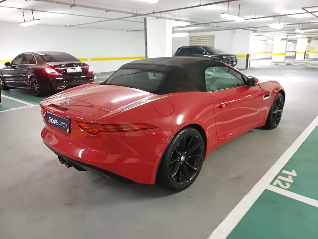 Car image 7