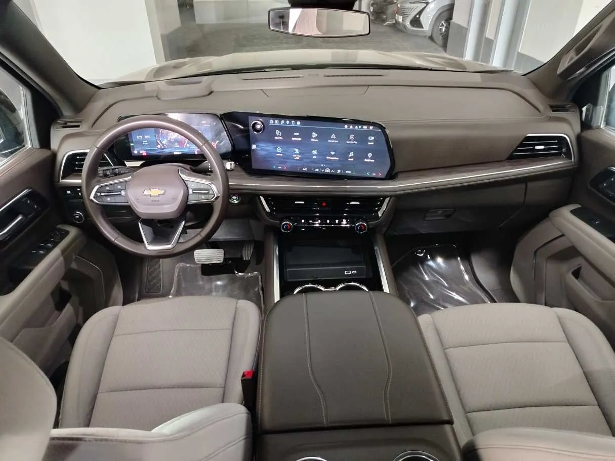 Car image 22