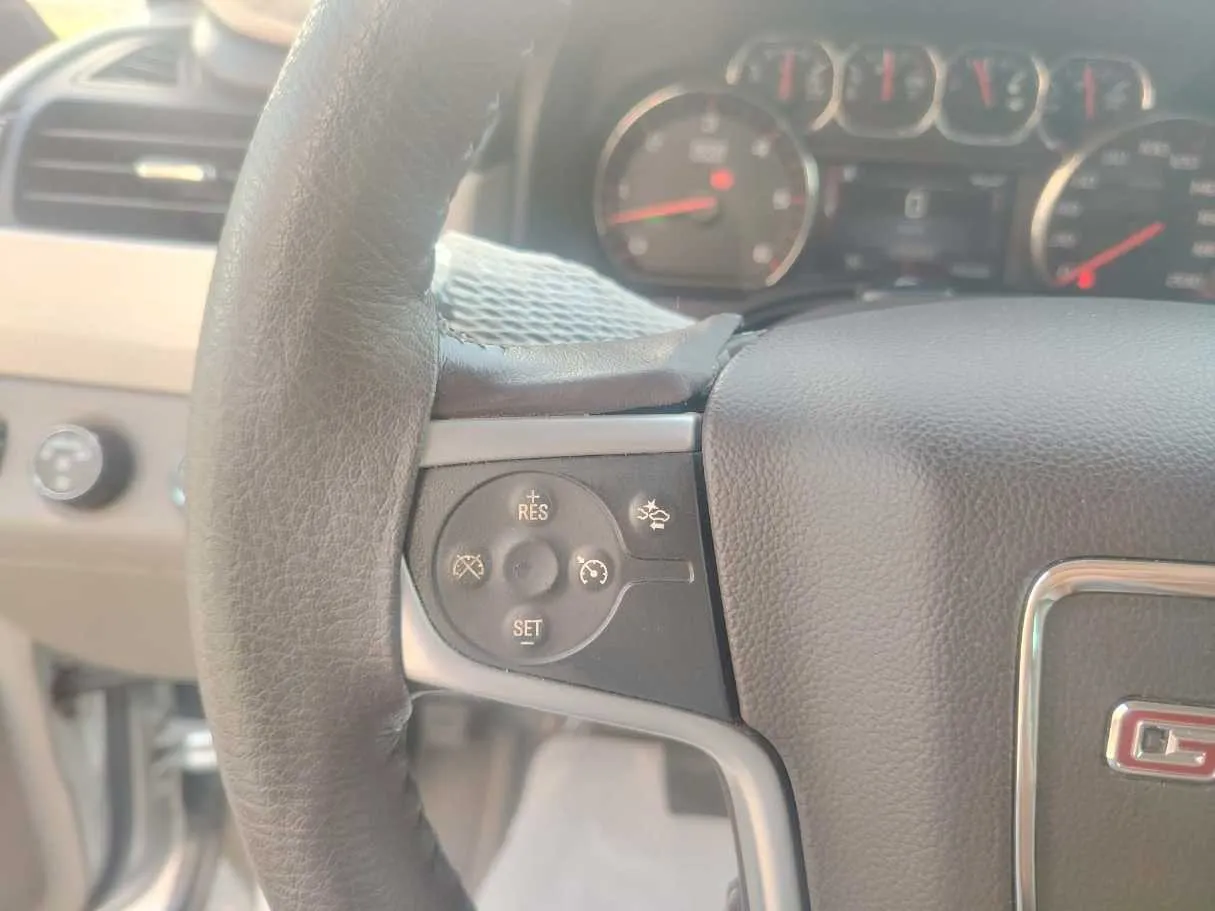 Car image 48