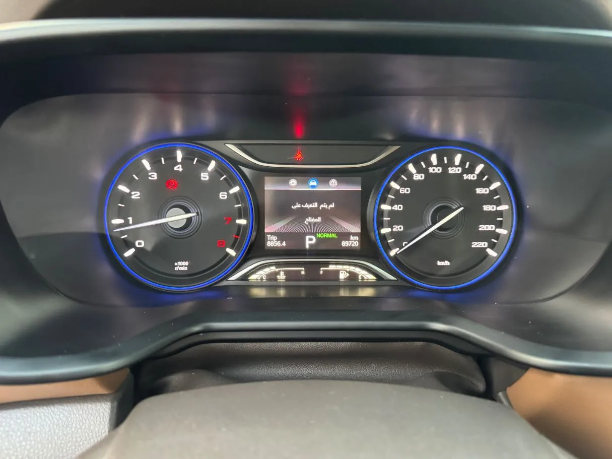 Car image 19