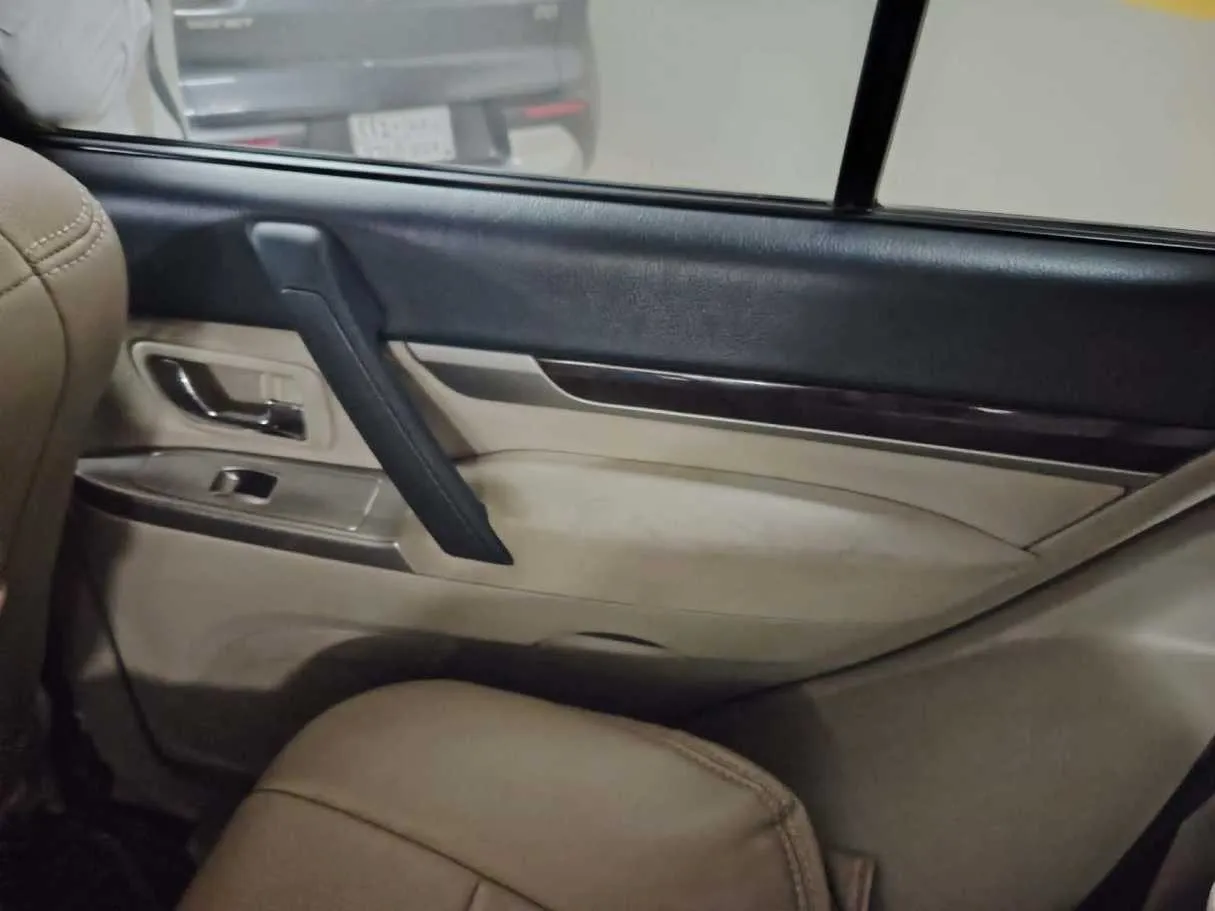 Car image 39