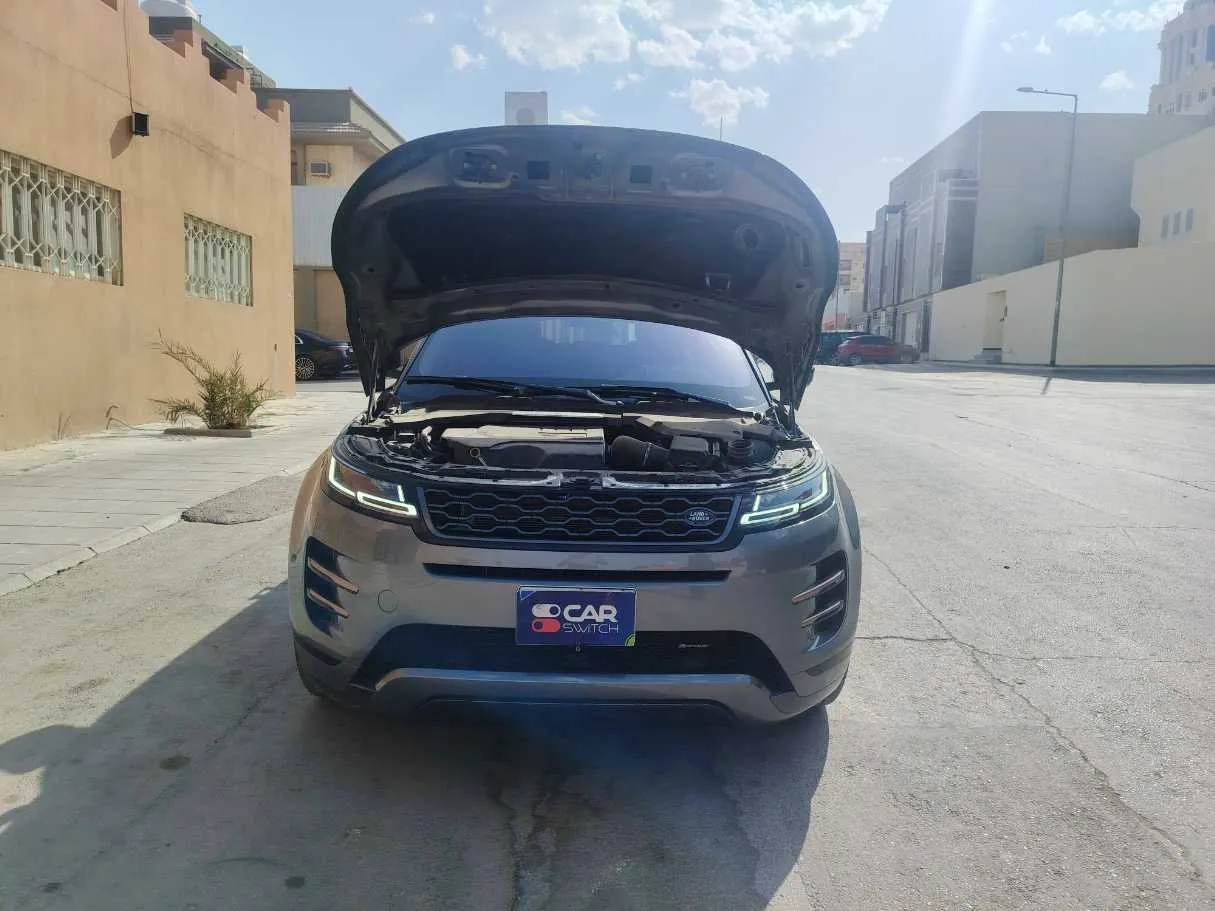 Car image 30
