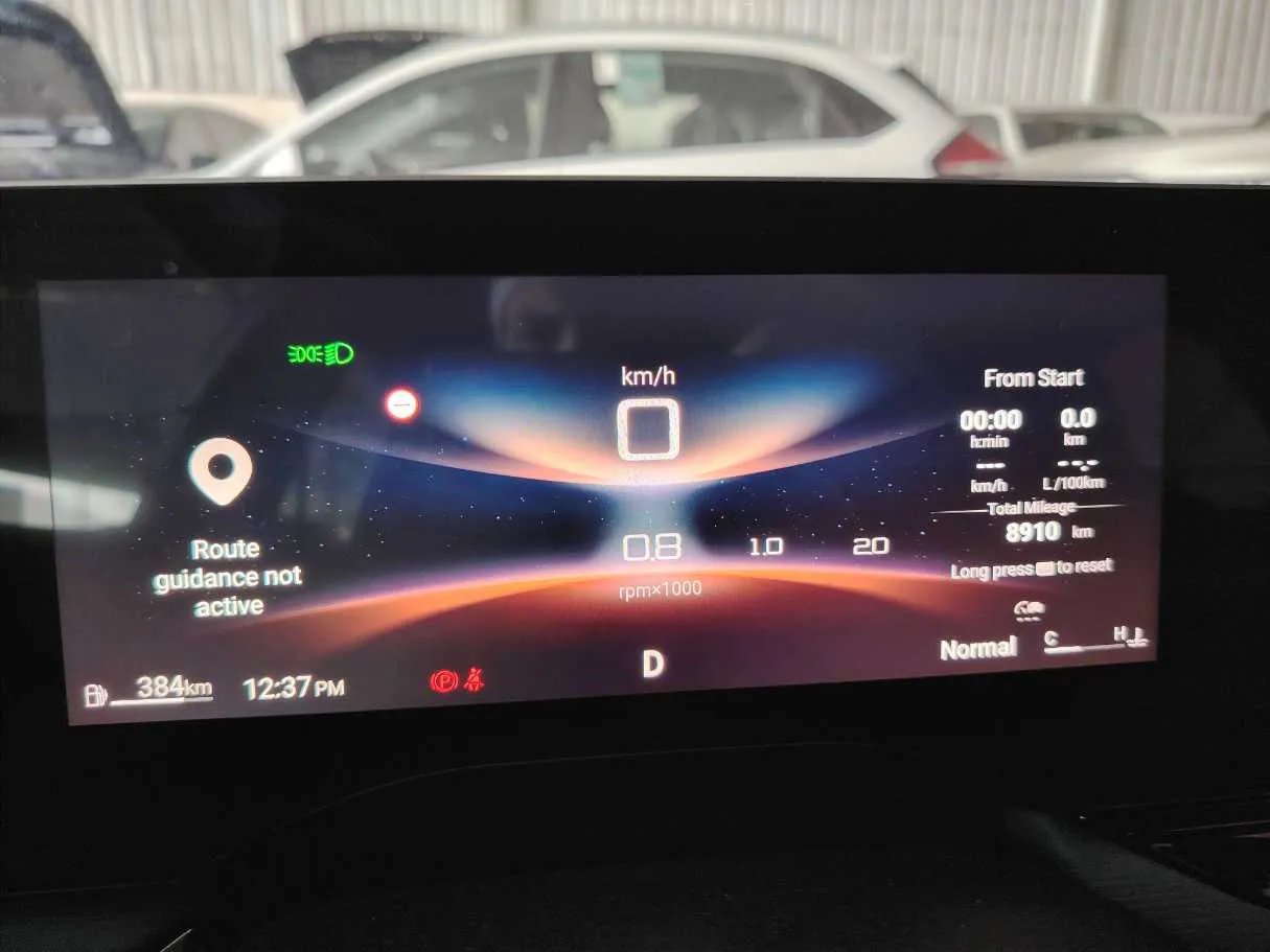 Car image 30