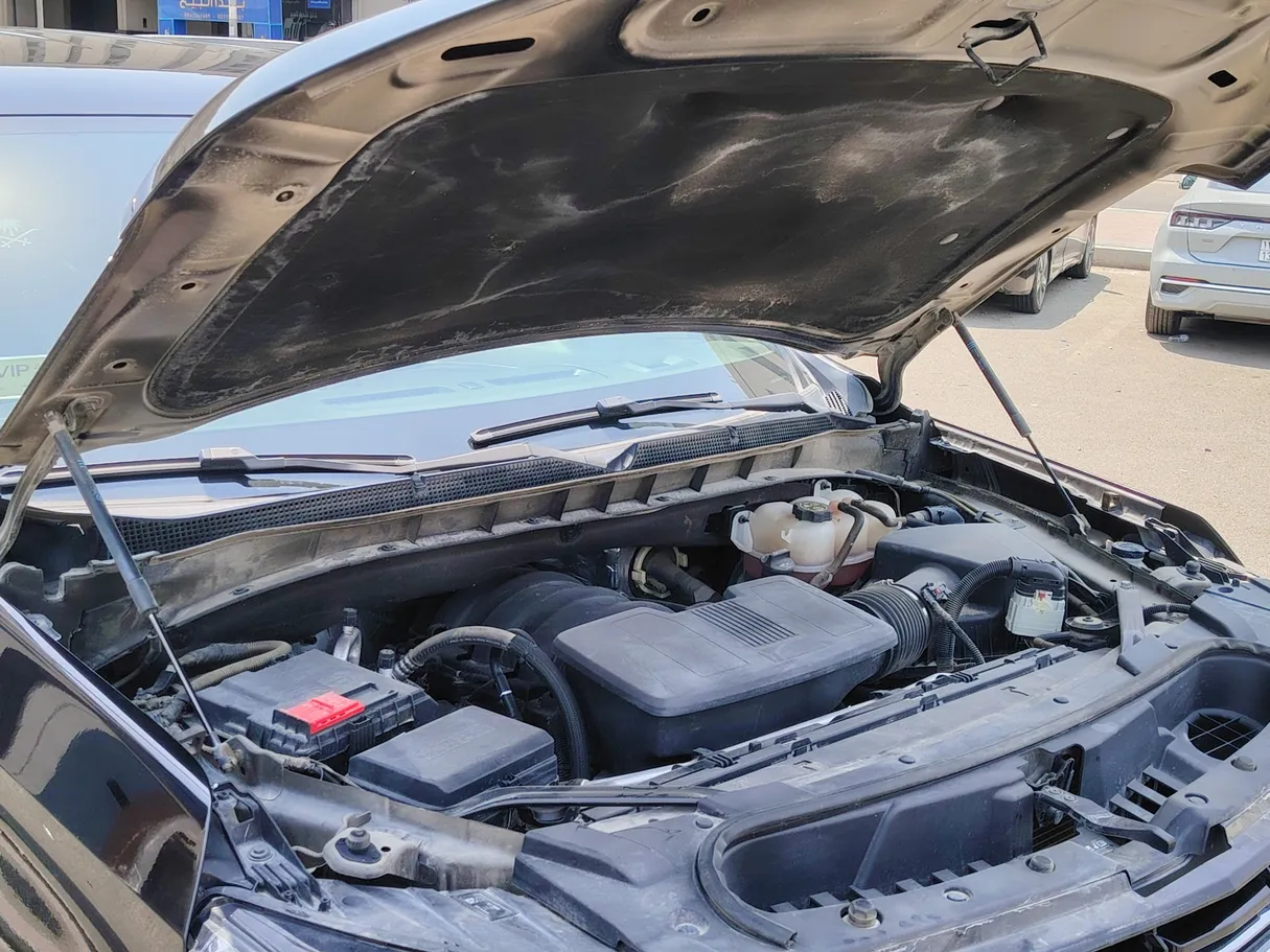 Car image 37
