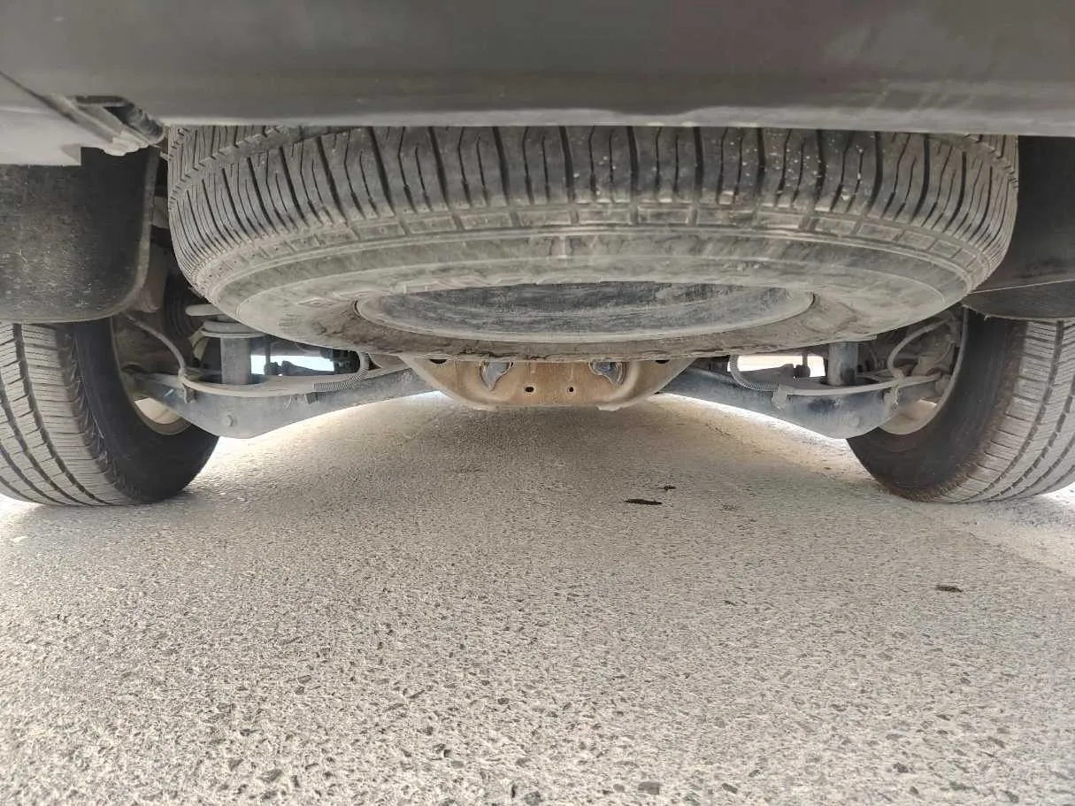 Car image 43