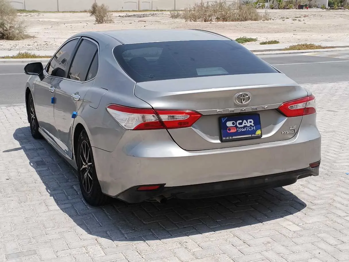 Car image 7