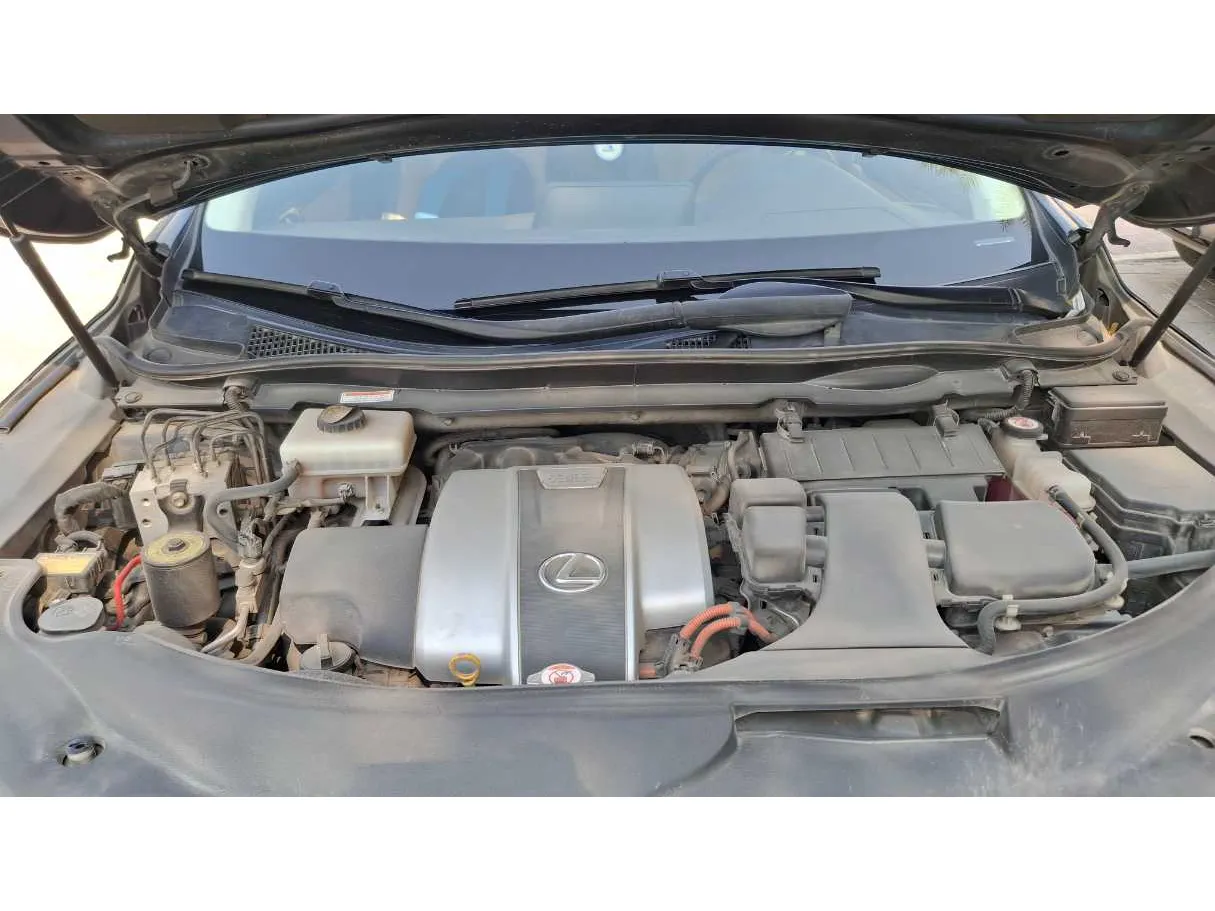 Car image 20