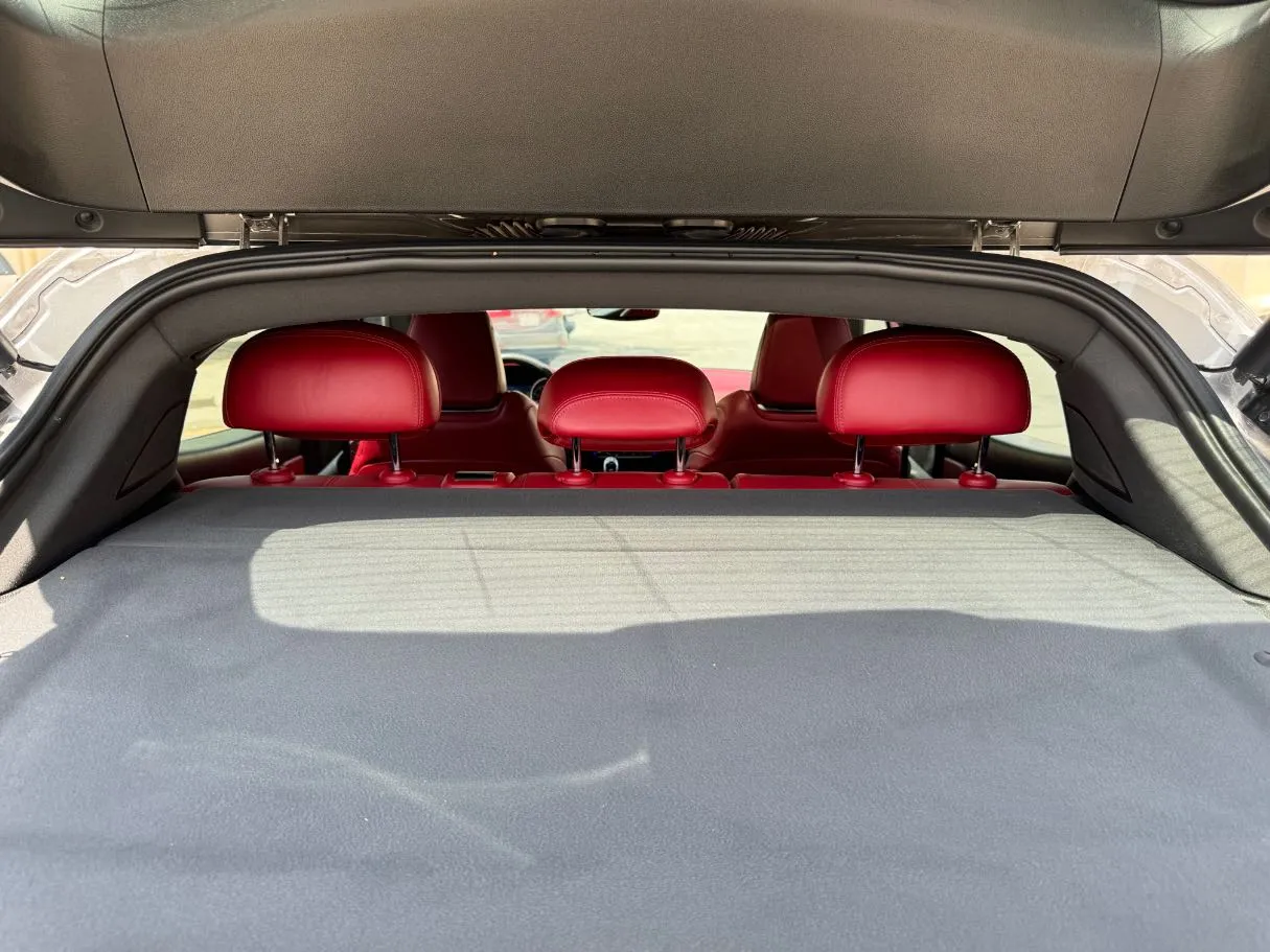 Car image 23