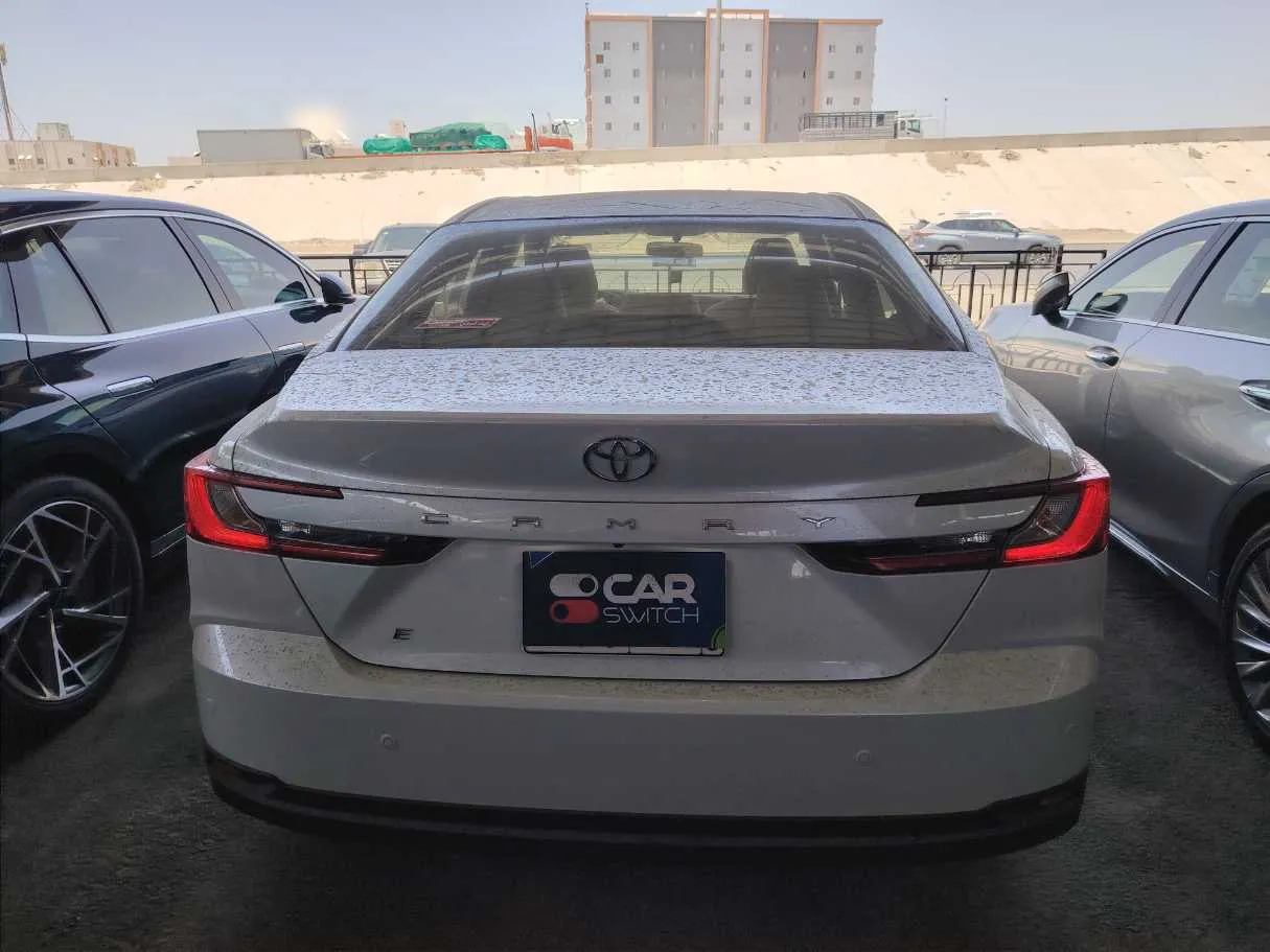 Car image 6
